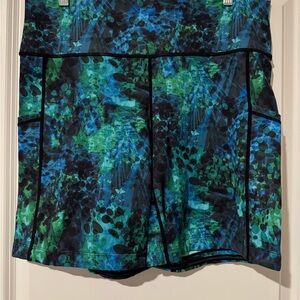 Constantly Varied Gear Blue and Green Athletic 7 inch Shorts with pockets